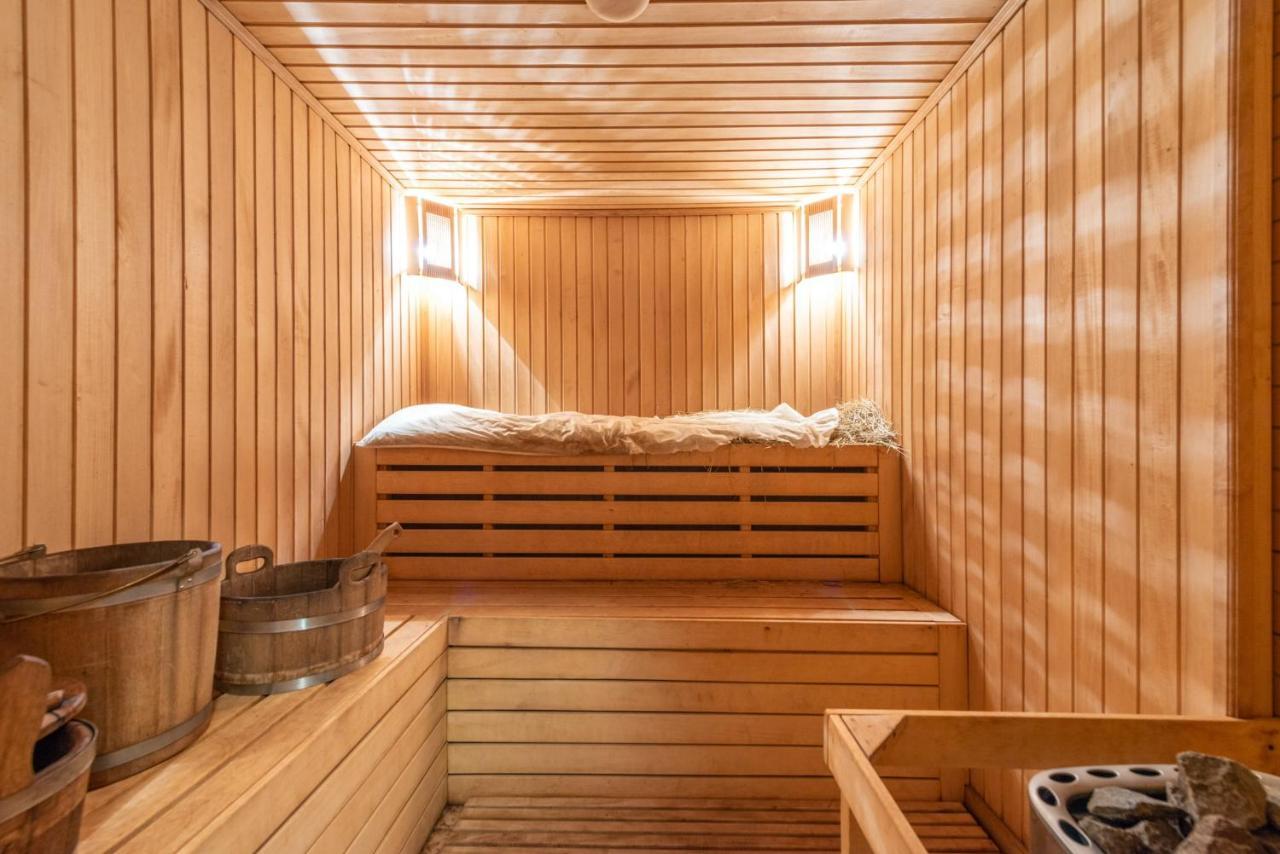 Hotel Modern 4*