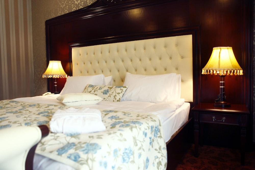 Modern Hotel 4*